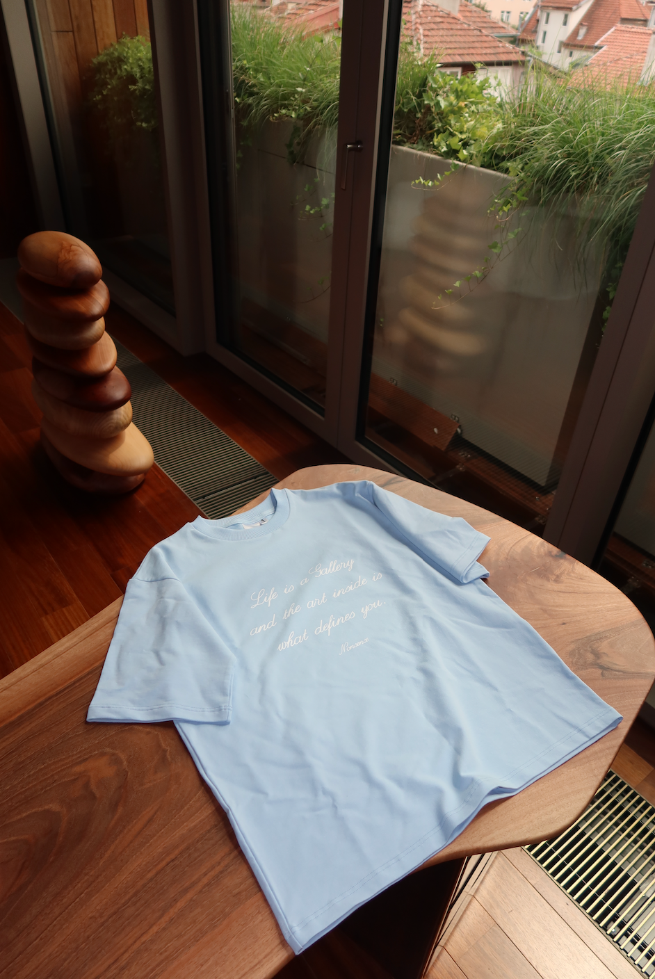 GALLERY T-SHIRT BLUE